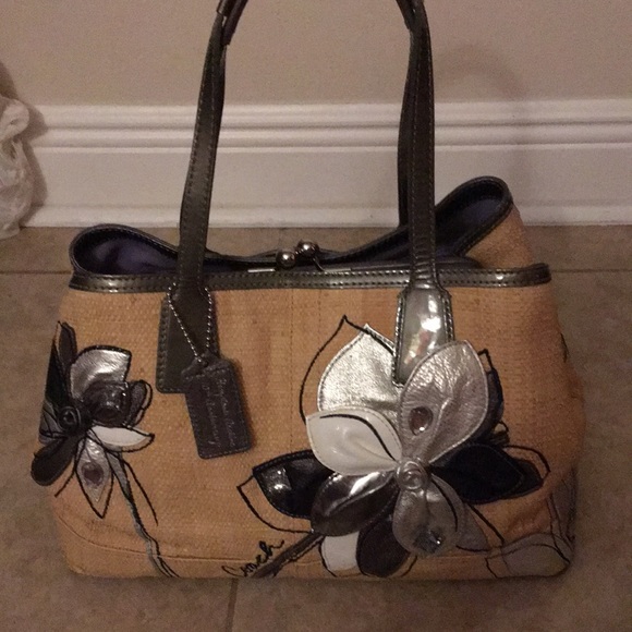 Hampton’s Archive 10th Anniversary by COACH - Picture 14 of 15